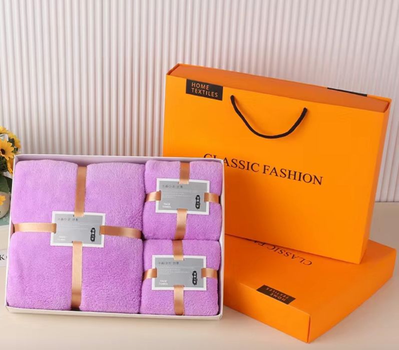 Продам Подарочные наборы.