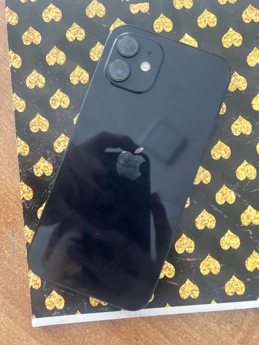 продам телефон айфон 12 64 гб 80 акку