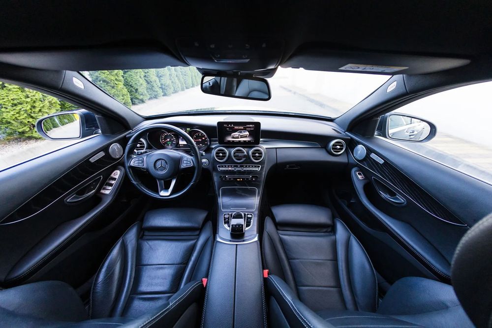 Mercedes-Benz C 350e, Burmester, Camere 360, Distronic, Full LED ILS, TVA deductibil