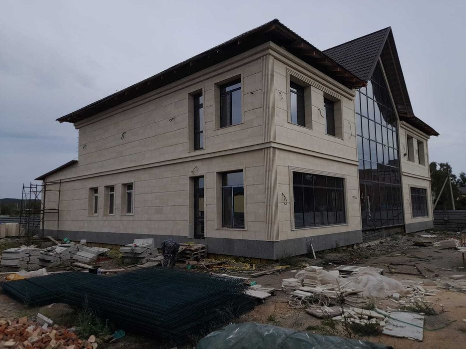 Качественный травертин и гранит