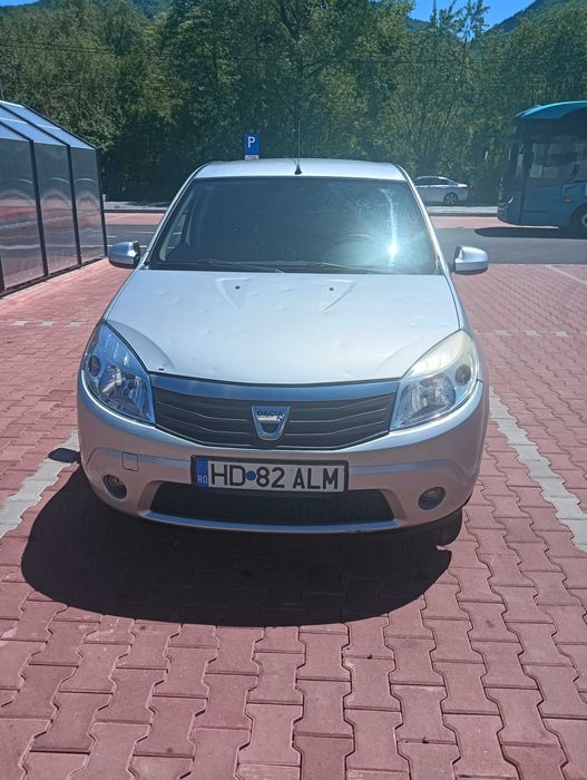 Dacia Sandero Mașină