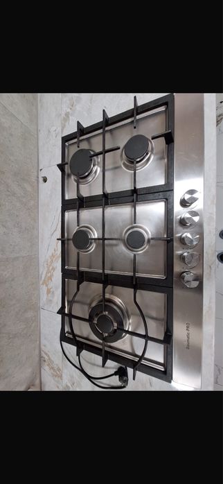 Газовая плита встраемая