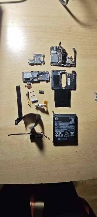 Xiaomi Mi9T на части