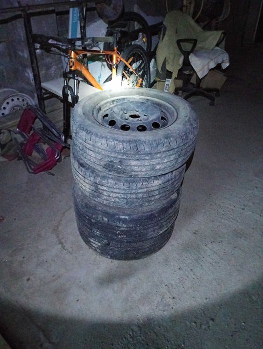 продам колеса 15X205X65
