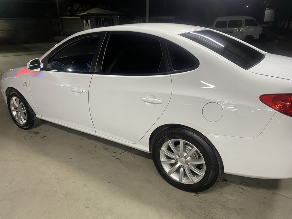 Hyundai Avante HD