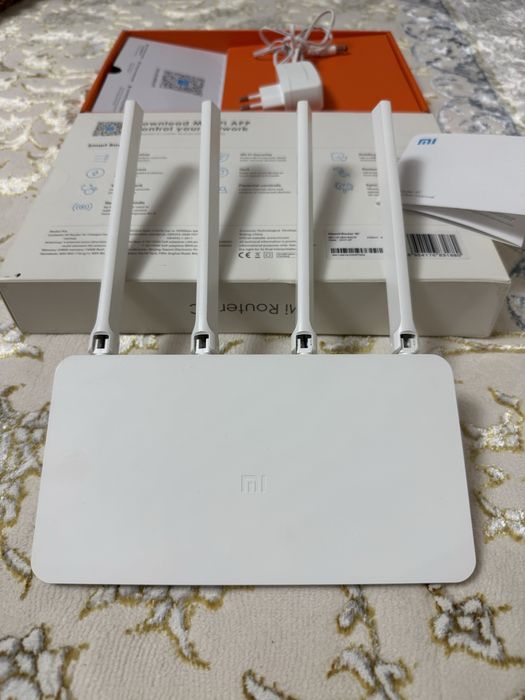 Продается Wi-Fi роутер Xiaomi Router 3C