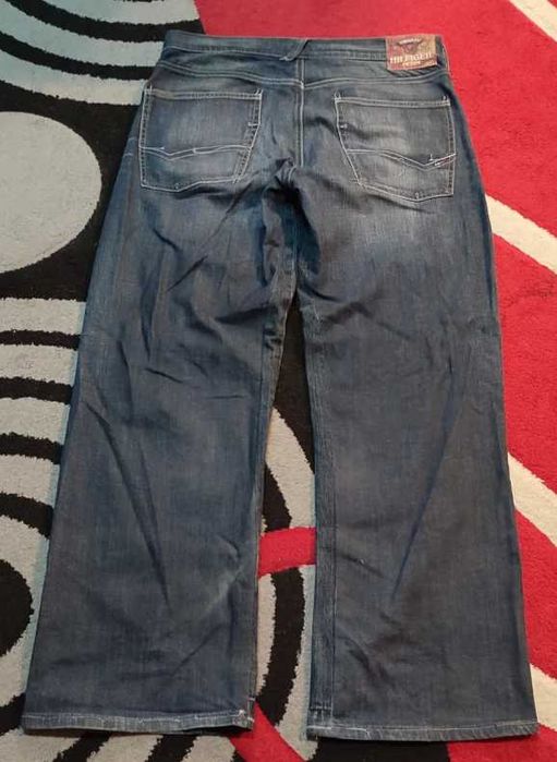 Flared baggy jeans