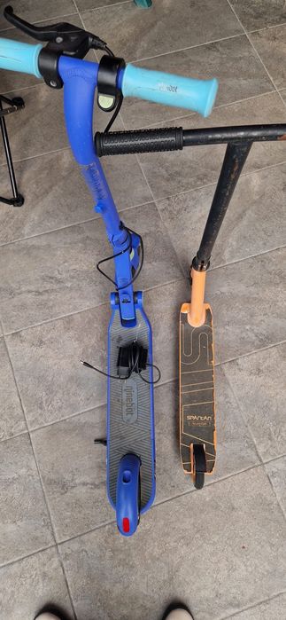 Vând trei trotinete triciclete 1 aovo 2 copie după Xiaomi 3 ninebit de copii cu una de scheme cadou