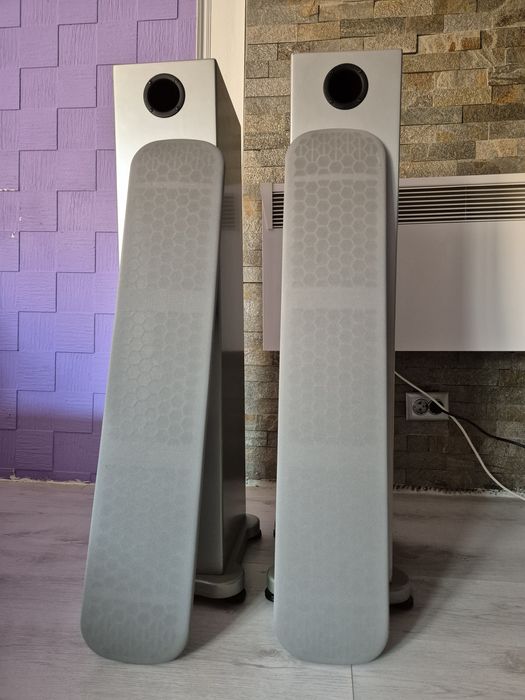 Monitor audio silver RS8