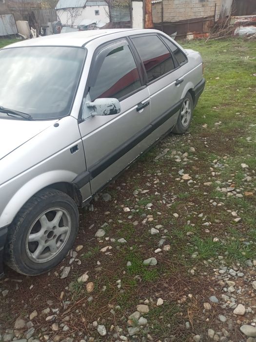 Машина Passat Volkswagen