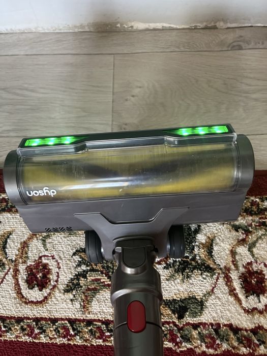 Dyson v15 Detect Fluffy