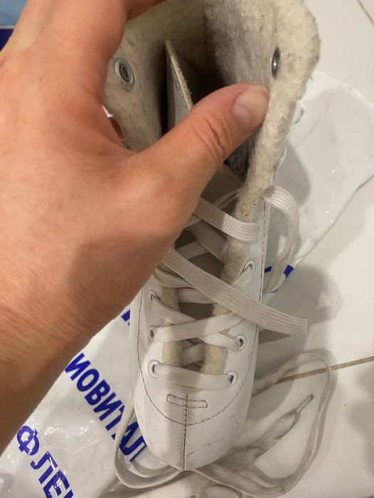 Коньки детские девочек.