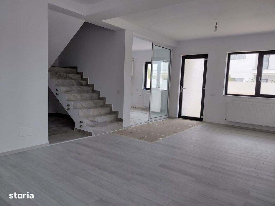 Casa/ Vila Duplex/ P+1+M/ 7 camere/ Popesti-Leordeni