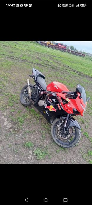 Продам мотоцикл 250кубов.