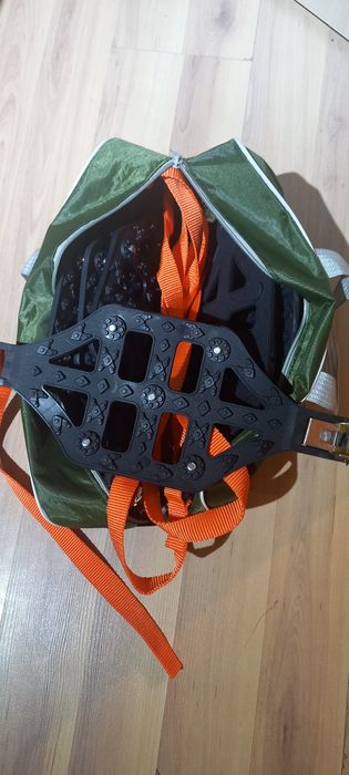 Автомольные шины  13800