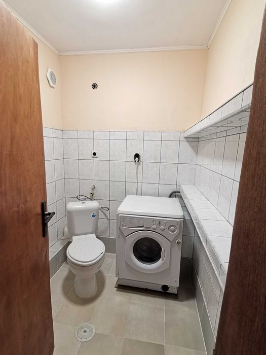 Дава се под наем Двустаен апартамент в Бургас, Възраждане - 78 кв.м за 178.5 € - Снимка #5