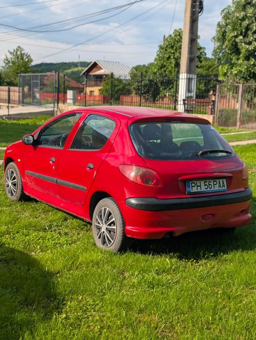 Peugeot 206  An 2005  1.1 Benzină