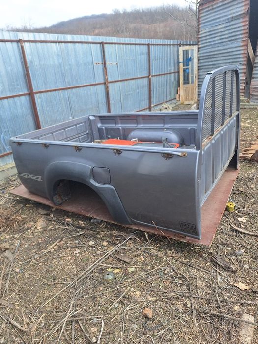 Vând bena mazda bt50