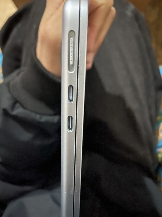 Macbook Air m4 13дюймов 16/256