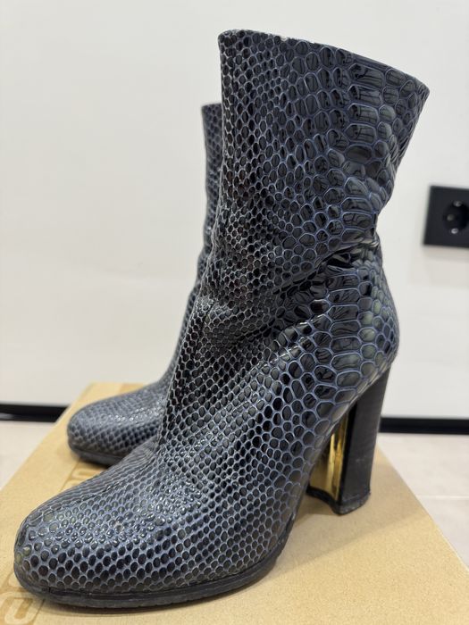 Продам обувь ботильоны