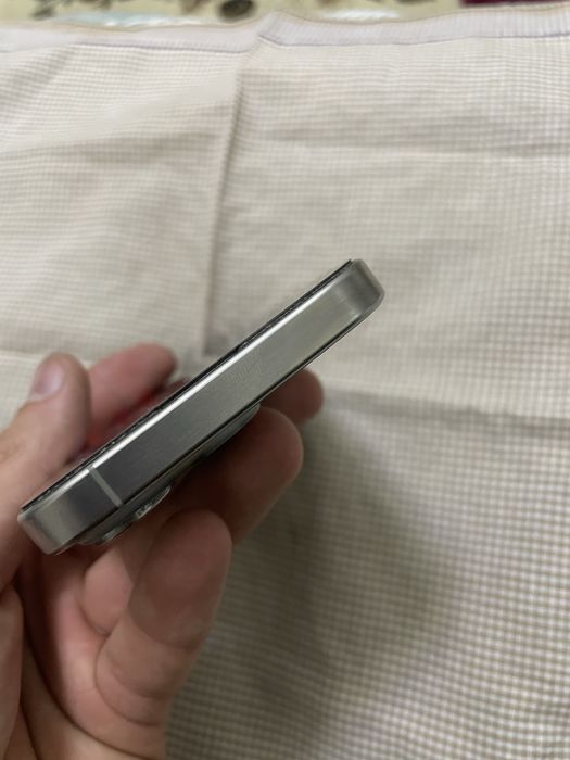 Iphone 15 pro ideal karopka dok