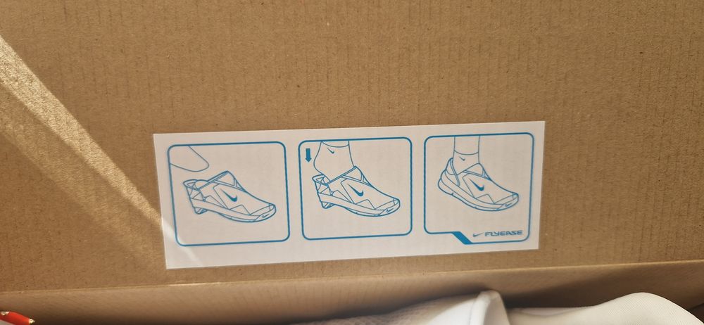 Кроссовки NIKE Flueaae
