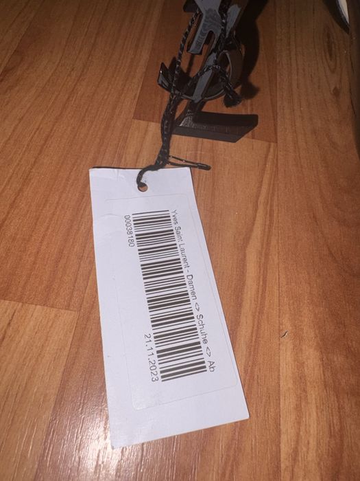 Tocuri Saint Laurent