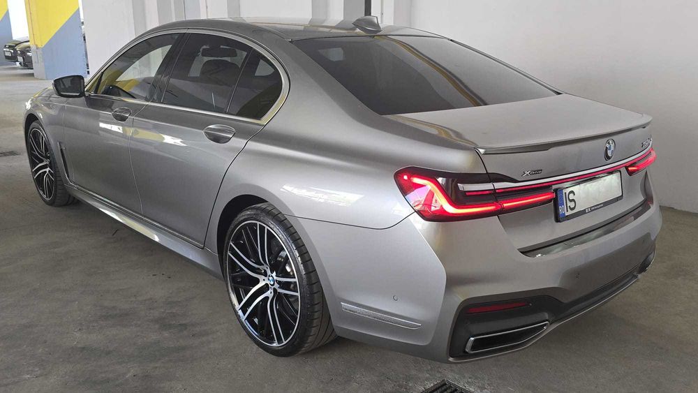 BMW Seria 7 750d xDrive Facelift B&W RSE full Night Vision M Individua