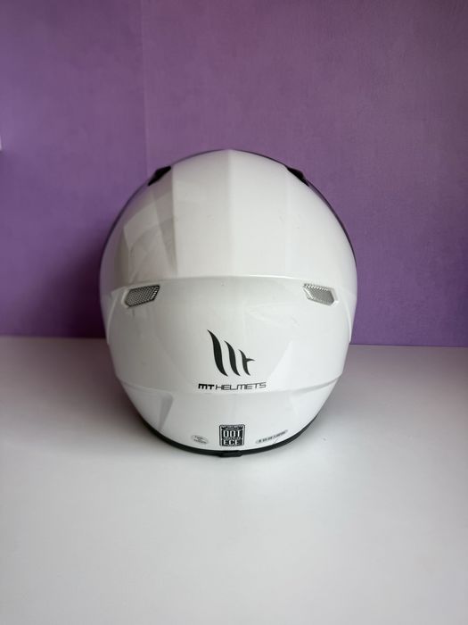 Каска за мотор MT-FF101