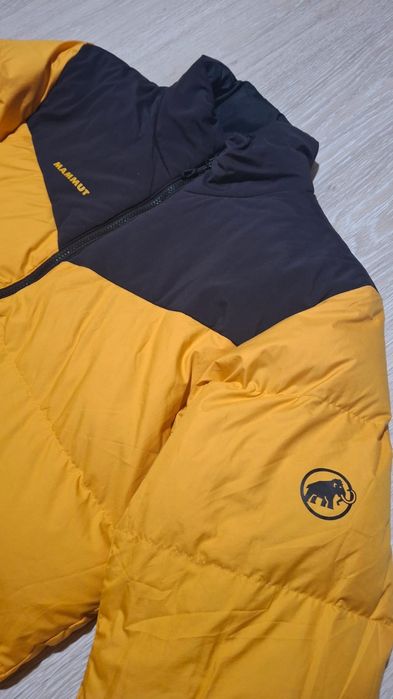 Geaca puf reversibila  barbati drumetie Mammut Whitehorn  L
