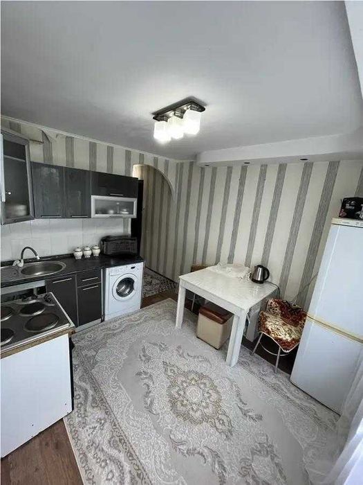 Продам 2-х квартиру проспект Женис