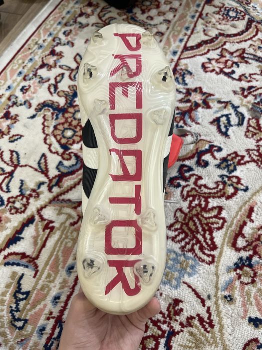 Продаю бутсы адидас