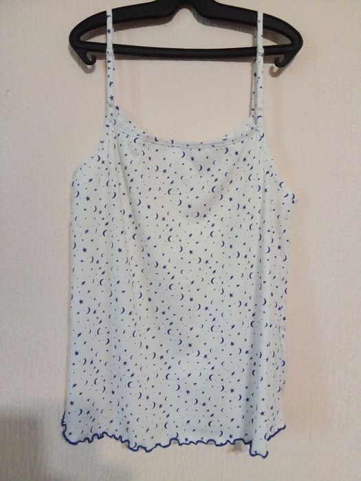 Дамска пижама с къси панталони