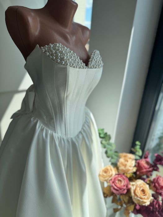Rochie de mireasă nouă, nepurtată