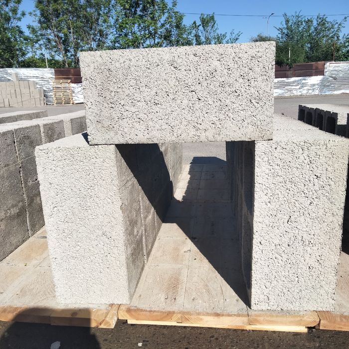 Продам пескоблоки.