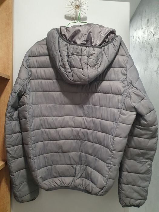 Сиво дамско преходно яке с качулка – отлично състояние, размер L/XL
