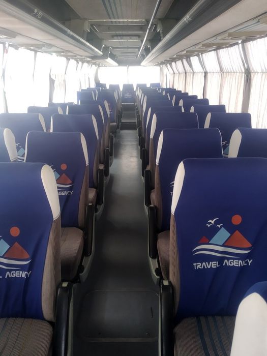 Mersedes bens avtobus sotiladi 2019 yil sotiladi.