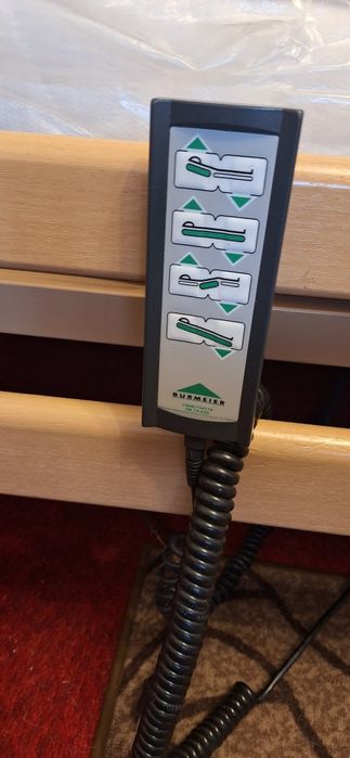 Продавам електрическо болнично легло