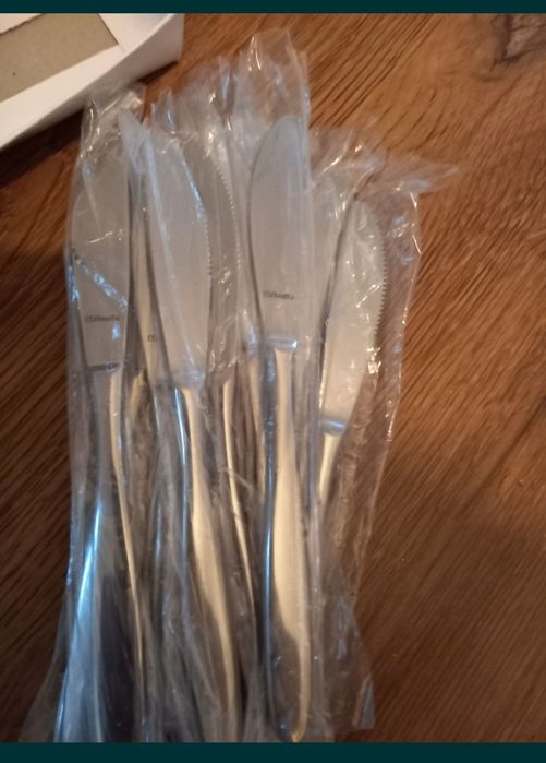 Vând seturi Linguri/Cuțite inox Amefa Noi