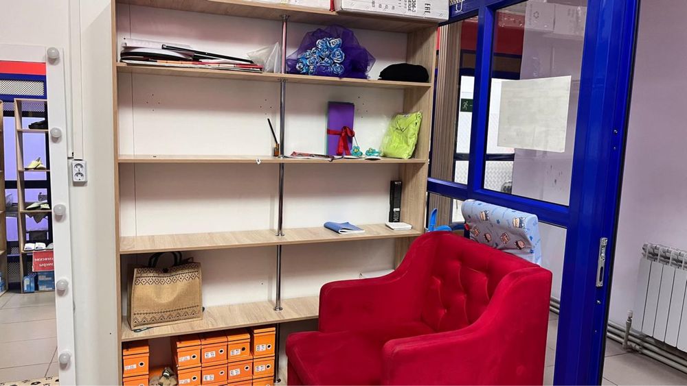 Срочно продам ветрины