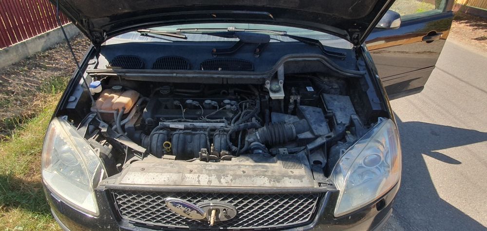 Vând Ford Focus C-Max 2.0 benzină