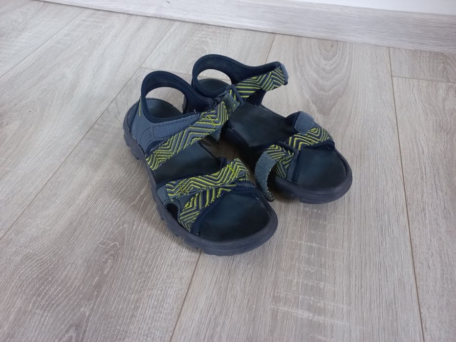 sandale Quechua mărimea 35