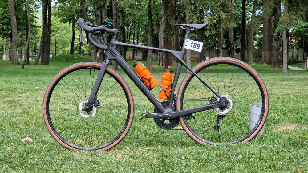 Canyon Endurace CF8 / Shimano Ultegra / Mărime S / 2022 / Negru Carbon