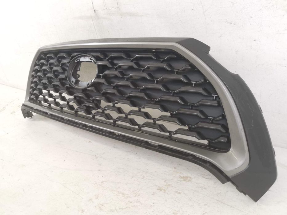 Радиаторна решетка Тойота Корола Крос / Toyota Corolla Cross Оригиналн