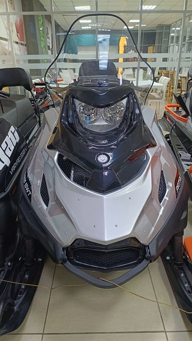 Снегоходы и мототехника