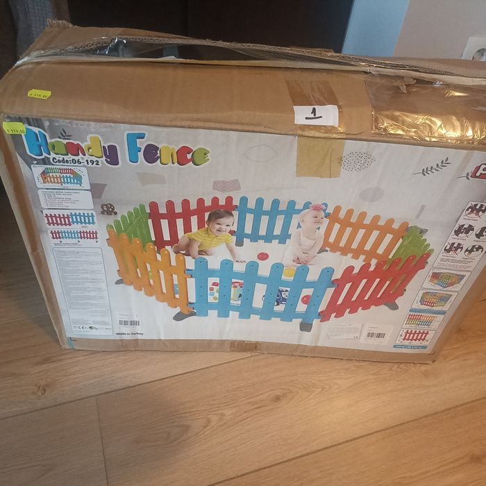 Детска ограда с променяща се форма