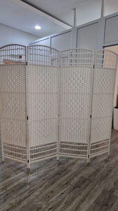 Ширма, перегородка деревянная белая