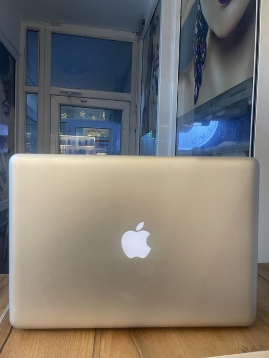 продаю Macbook pro