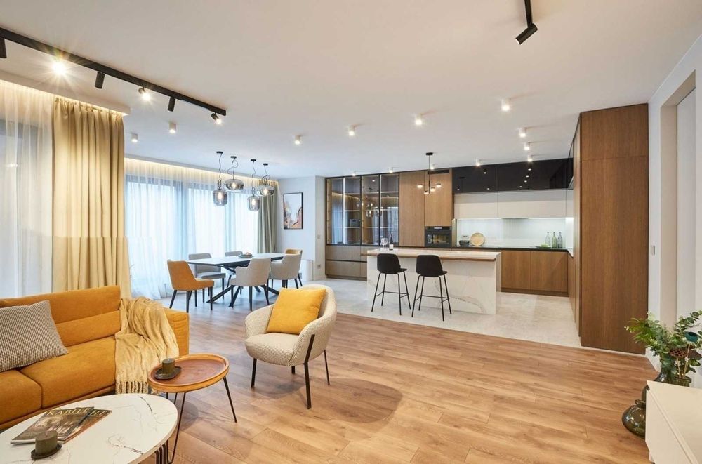 Дава се под наем Четиристаен апартамент в София, Оборище - 170 кв.м за 2500 € - Снимка #2