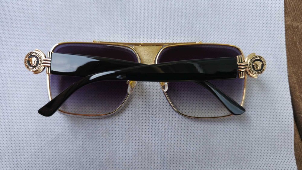 Ochelari de soare Versace lentila albastra, rama aurie